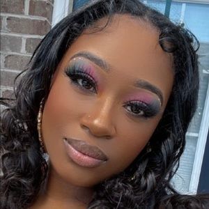 Meet your Posher, Cydney